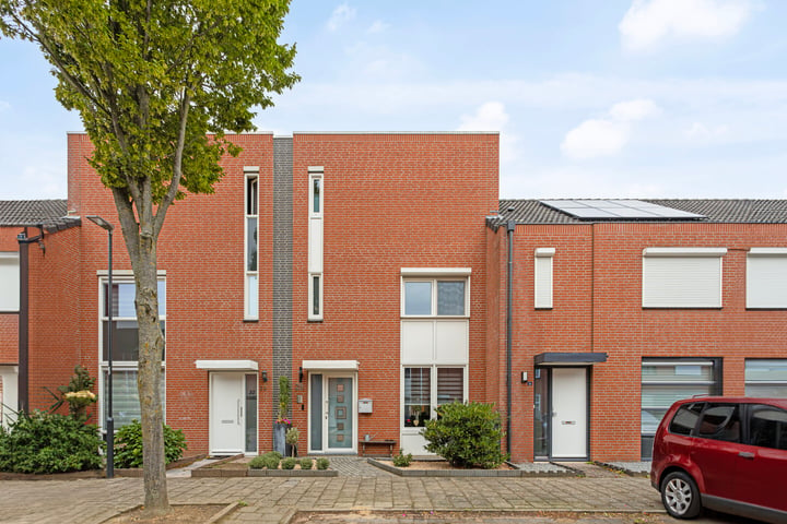 Bekijk foto 1 van Gijs van Aardennestraat 28