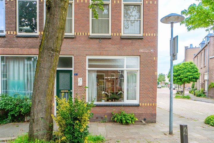 Bekijk foto 54 van Malakkastraat 1