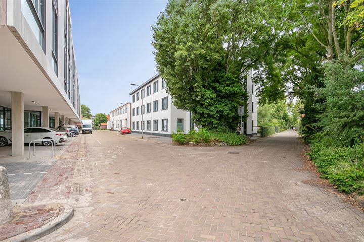 Bekijk foto 40 van Hessen Kasselstraat 4-B