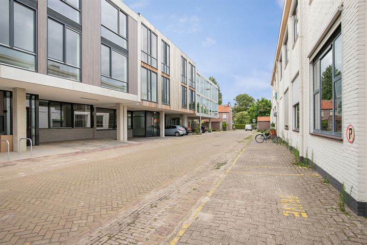 Bekijk foto 39 van Hessen Kasselstraat 4-B