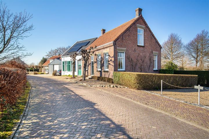 Bekijk foto 3 van Noorddijkstraat 52