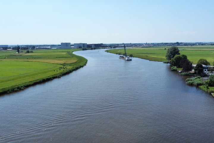 View photo 16 of Westeinde - De Whaa kavels aan vaarwater