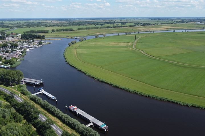 View photo 14 of Westeinde - De Whaa kavels aan vaarwater