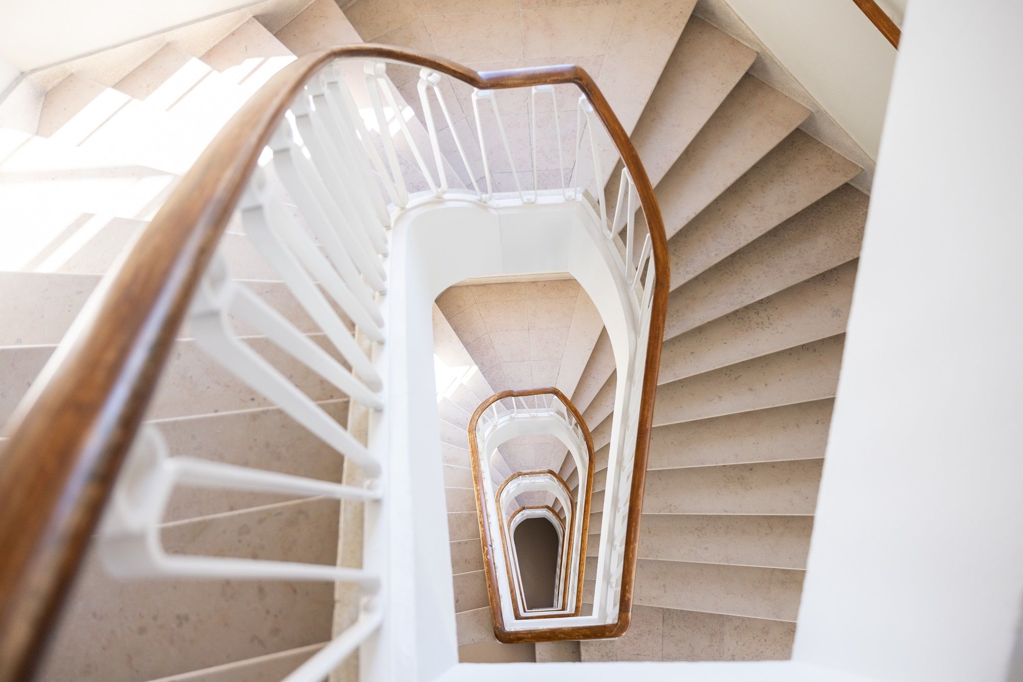 Foto 12 van Plesmanweg 631