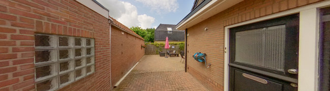 View 360° photo of Oprit of Prins Hendrikstraat 17