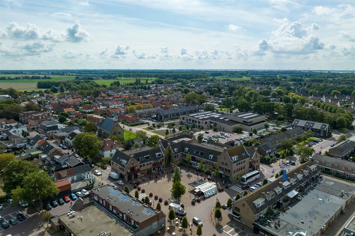 Bekijk foto 48 van Dorpsplein 11