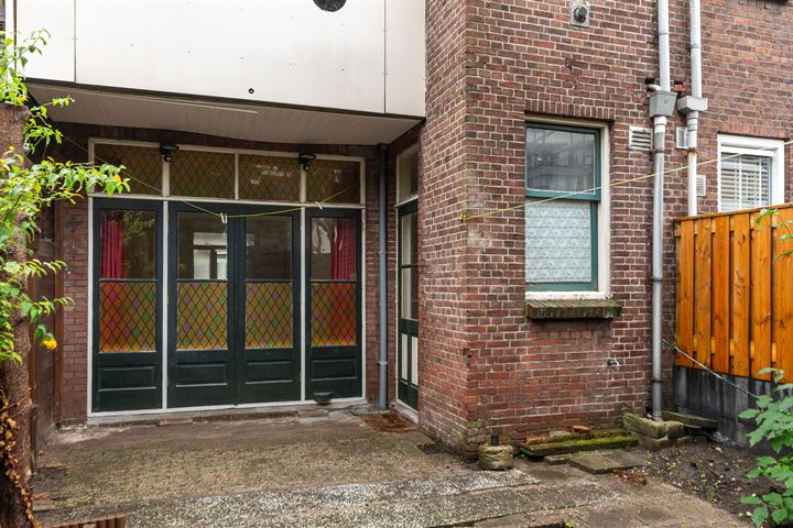 Bekijk foto 26 van van Riebeeckstraat 62