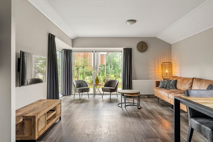 Photo 3 of Arnhemseweg 100-114