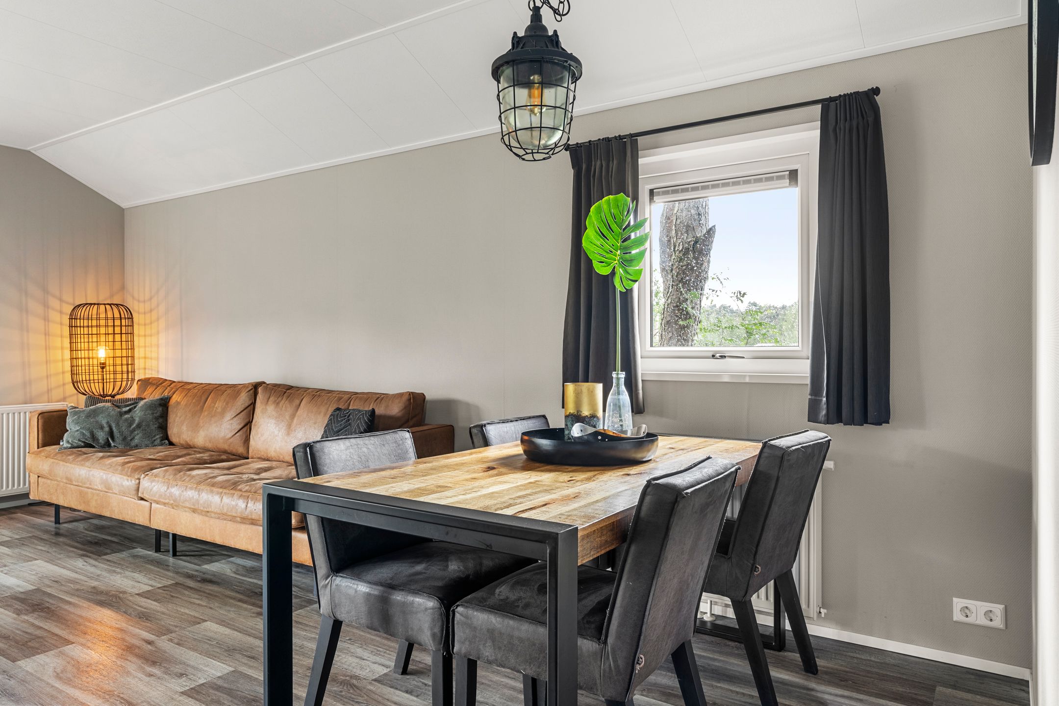 Foto 12 van Arnhemseweg 100-114