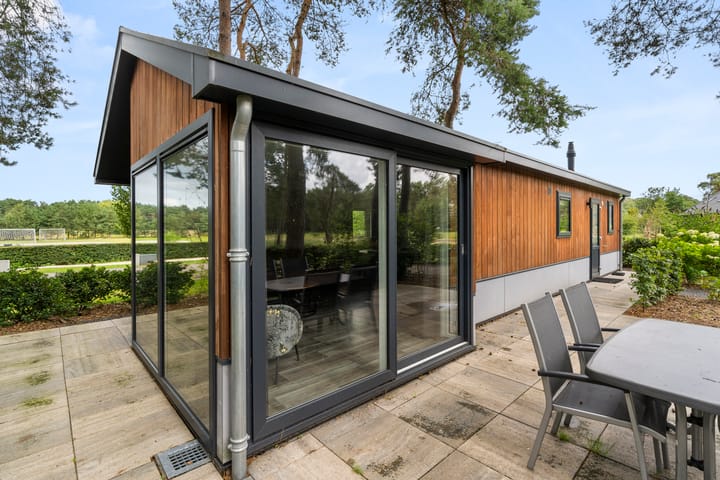 Photo 23 of Arnhemseweg 100-114