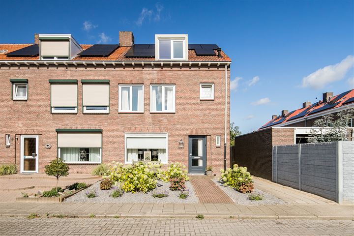 Bekijk foto 1 van Holtmühlestraat 9