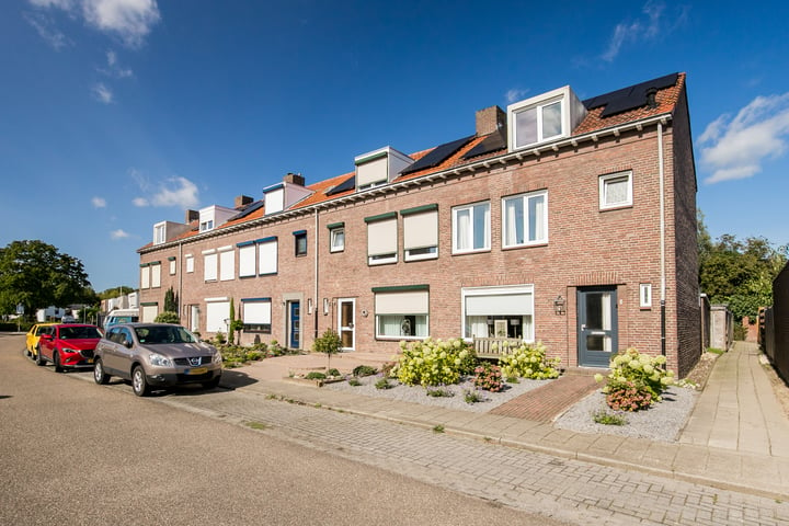 Bekijk foto 39 van Holtmühlestraat 9