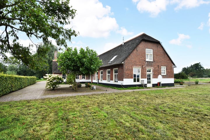 View photo 87 of Raaphorstlaan 11