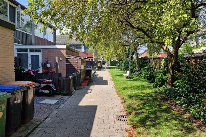 Bekijk foto 2 van Heuvelstraat 16