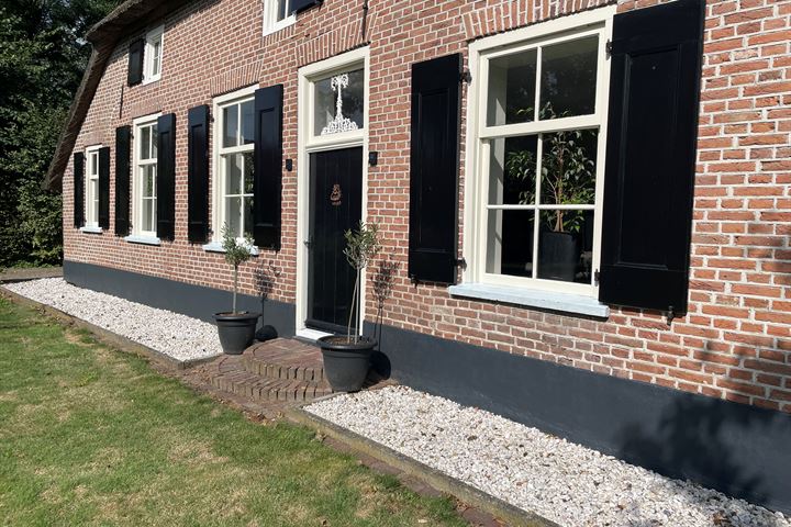 Bekijk foto 2 van Oude Rijksweg 418