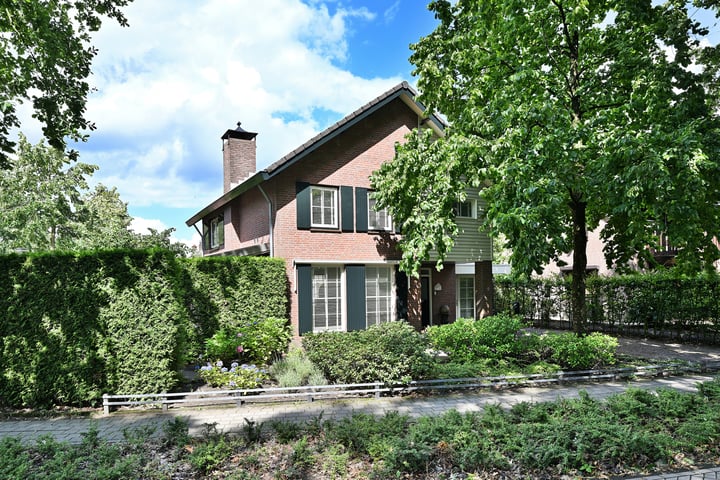 Eikenlaan 1