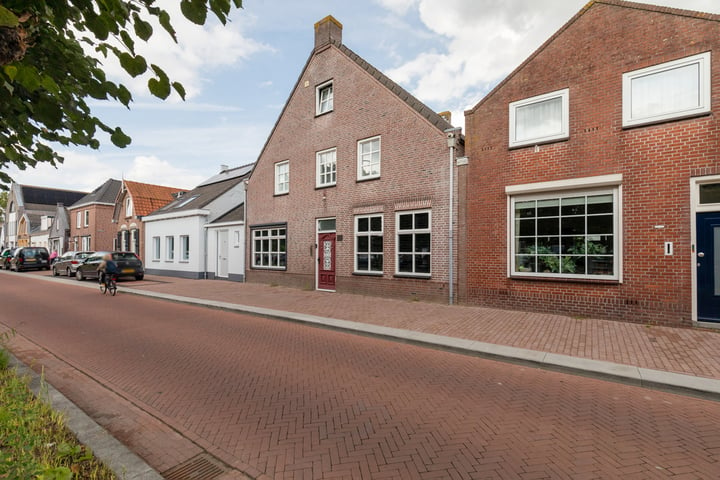 Bekijk foto 1 van Haven 24