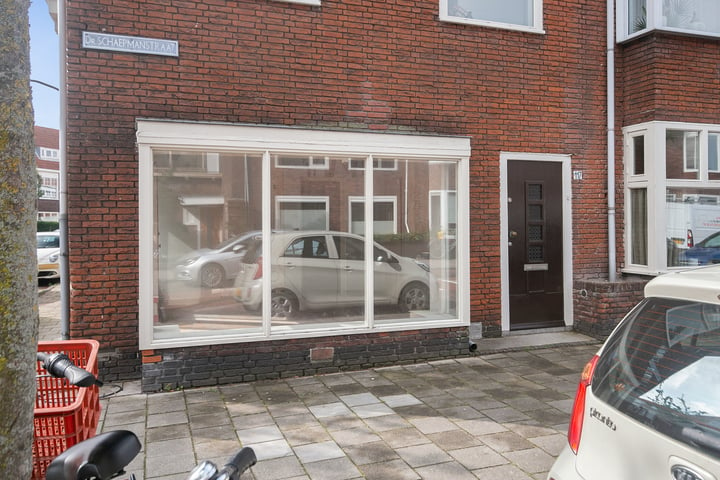 View photo 6 of Vosmaerstraat 2