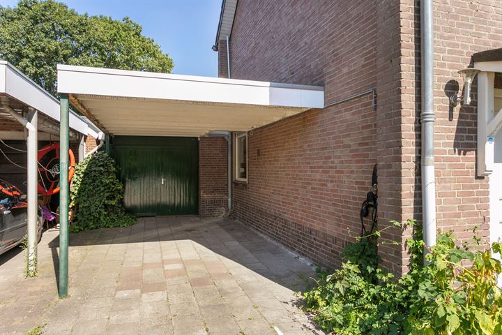 Bekijk foto 35 van Schoolstraat 6