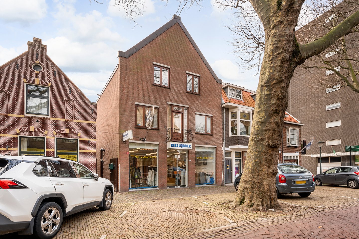 Bekijk foto 1 van Waalstraat 53