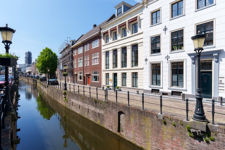 View photo 66 of Plompetorengracht 22