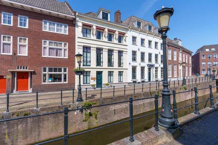 View photo 68 of Plompetorengracht 22