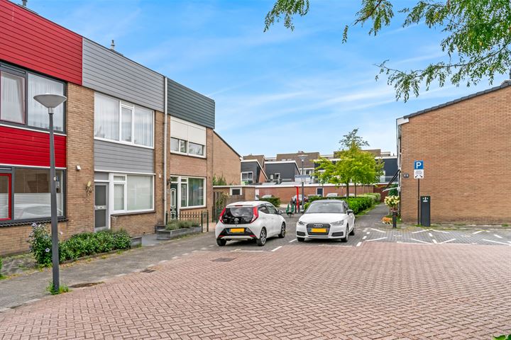 Bekijk foto 31 van Berliozstraat 55