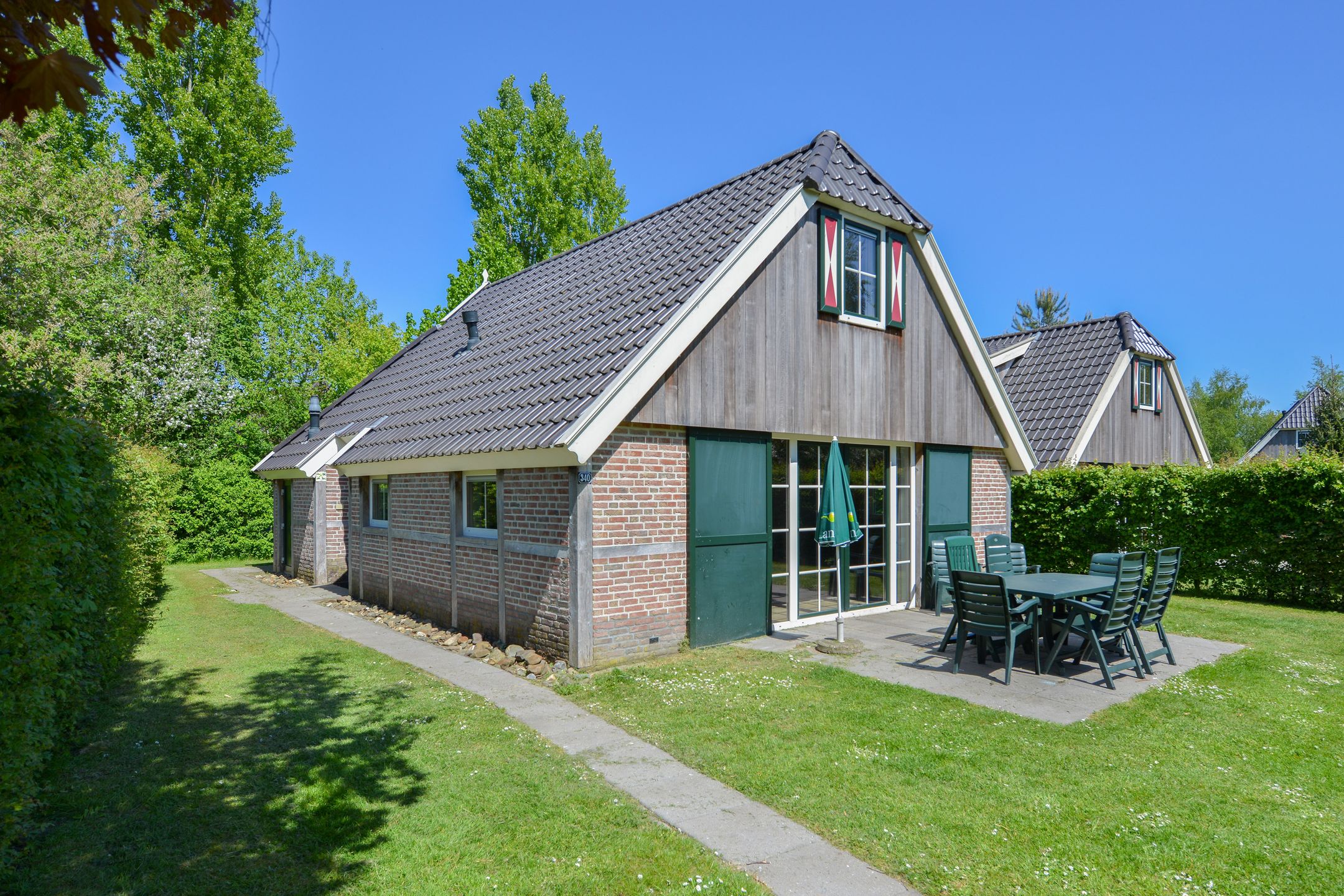 4-bedroom freehold villa in Witteveen — photo 1 of 5
