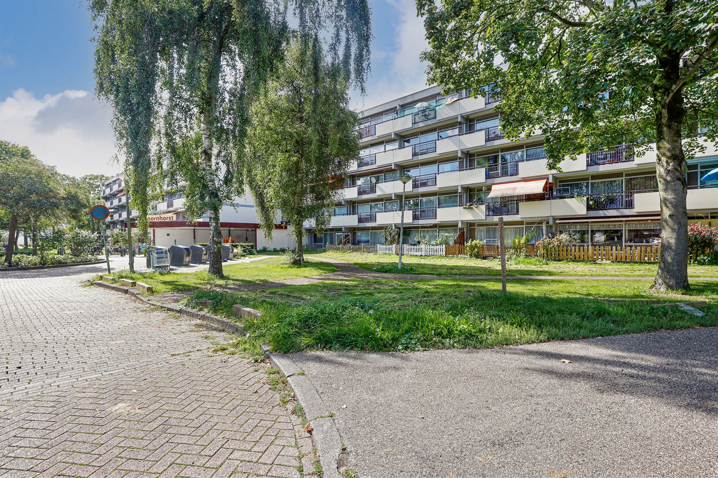 View photo 2 of Koornhorst 32