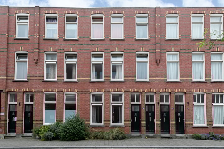 Spoorstraat 14
