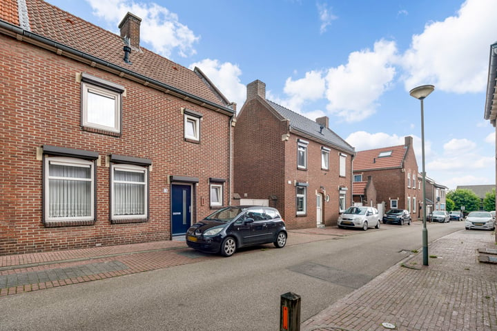 Bekijk foto 17 van Kapelaan Hermkensstraat 10