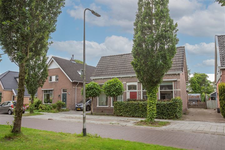 Bekijk foto 10 van Ruysdaelstraat 49