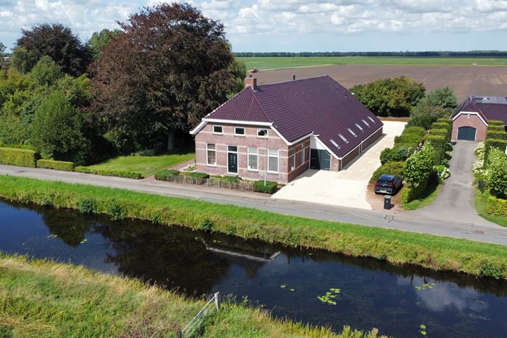 View photo 1 of Achterdiep Noordzijde 74