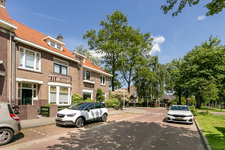 View photo 55 of Van Overstratenlaan 17