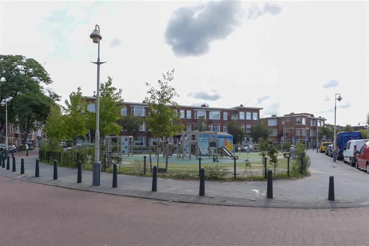 Bekijk foto 25 van Harderwijkstraat 303