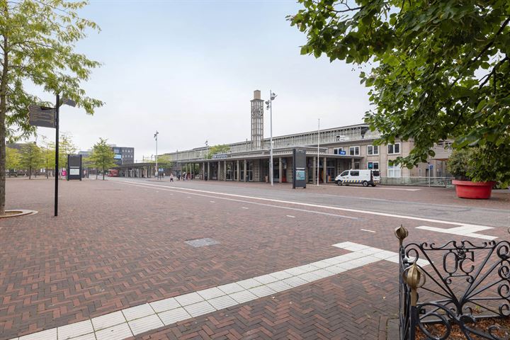 View photo 26 of Stationsplein 38