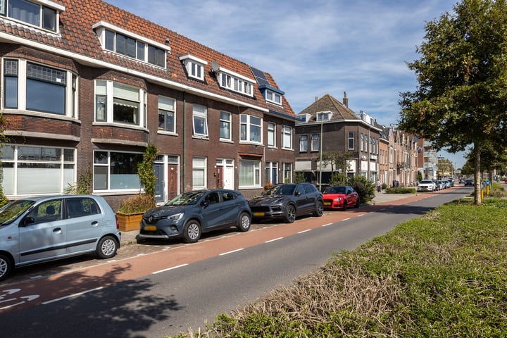 View photo 35 of Parallelweg 44