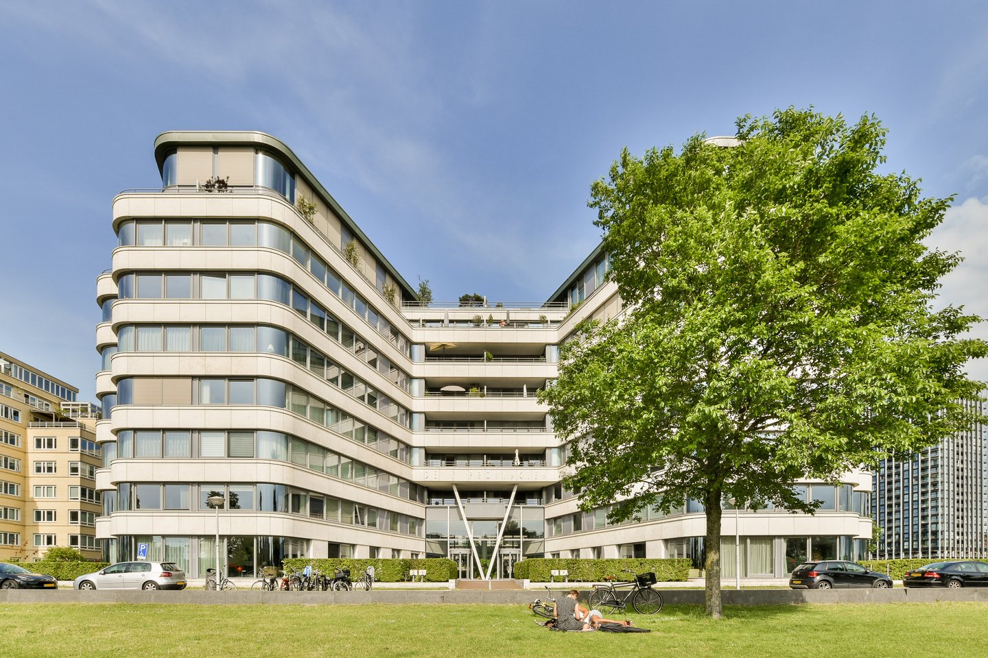 Bekijk foto 1 van Overhoeksparklaan 124