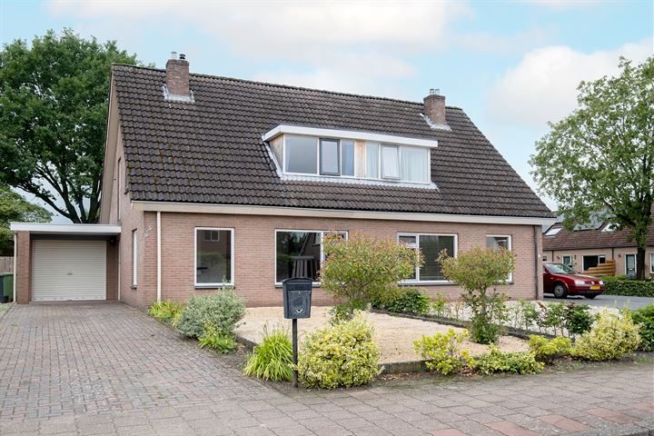 View photo 26 of Scheerturfstraat 5