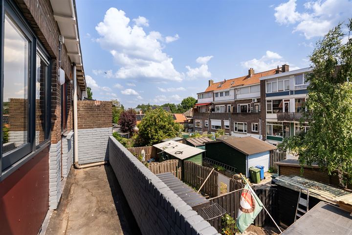 Bekijk foto 3 van Willem de Zwijgerstraat 52