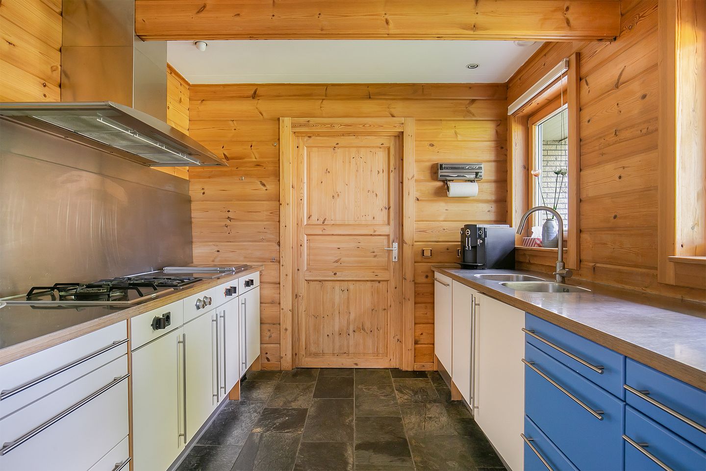 Foto 20 van Nuenderbeekselaan 1