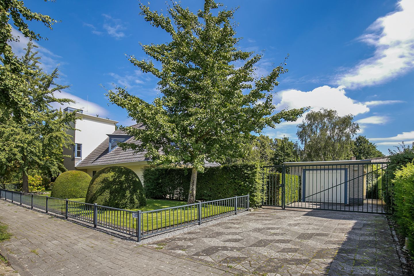 Foto 50 van Nuenderbeekselaan 1