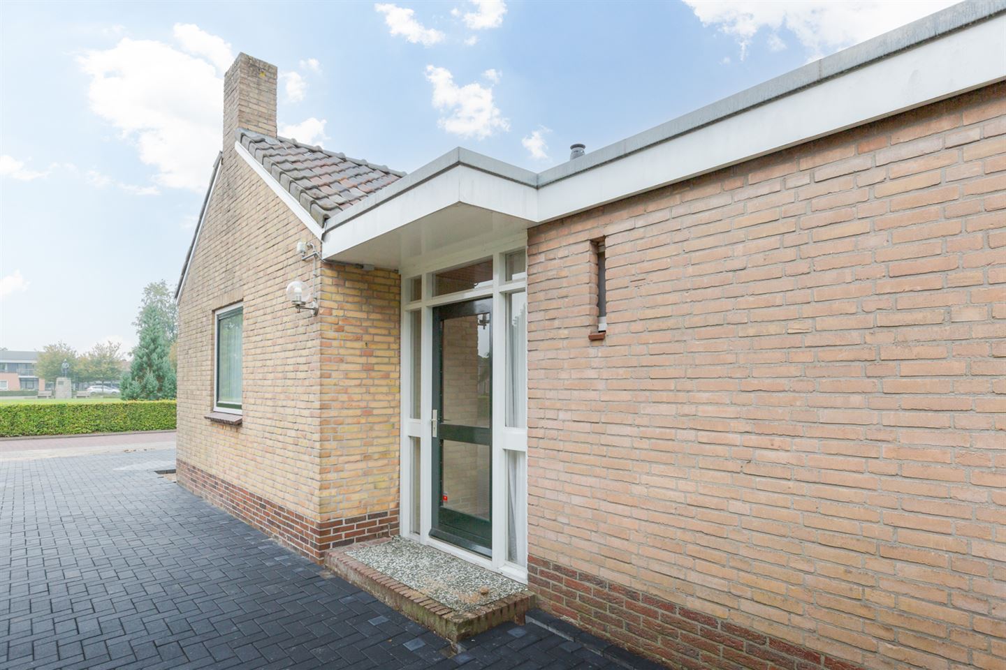 Bekijk foto 3 van Van Nijmegen Schonegevelstraat 17