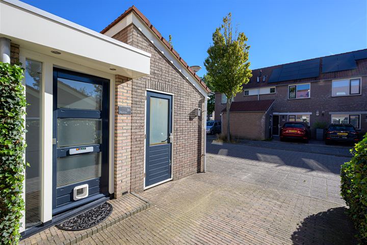 Bekijk foto 32 van Helena Kuipers-Rietbergstraat 31