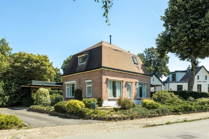 Bekijk foto 1 van Molenparkweg 36