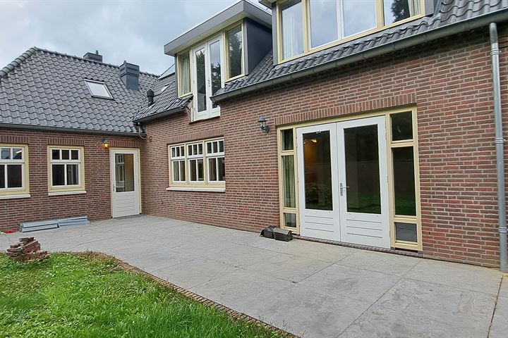 Bekijk foto 2 van Willibrordusstraat 47-A