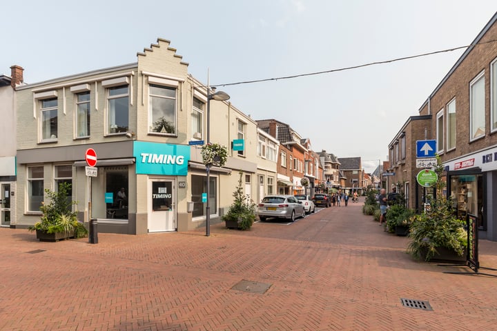 Bekijk foto 50 van Rembrandtstraat 38