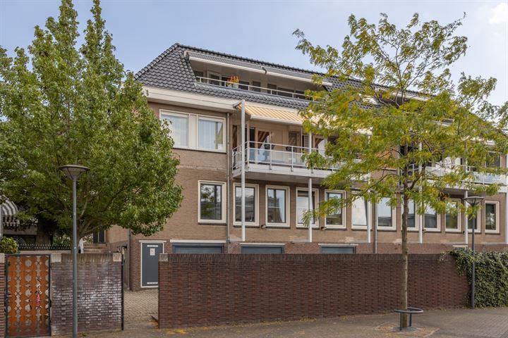 Bekijk foto 1 van Peulenstraat 151-E