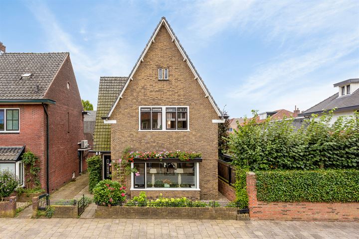 Bekijk foto 1 van Billitonstraat 9