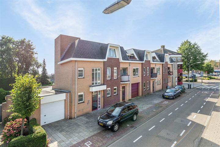 View photo 39 of Nieuwelaan 75